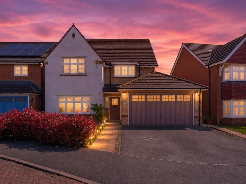 Newland Close, LE5
